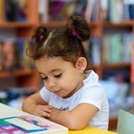 چرا کتابخوانی در کودکی مهم است؟